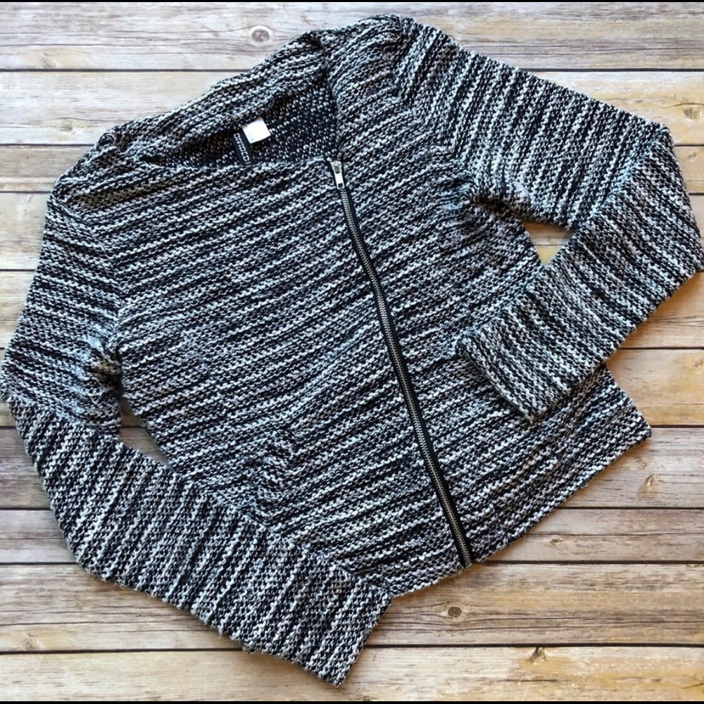 H&M Black and White Marbled Jacket Size M